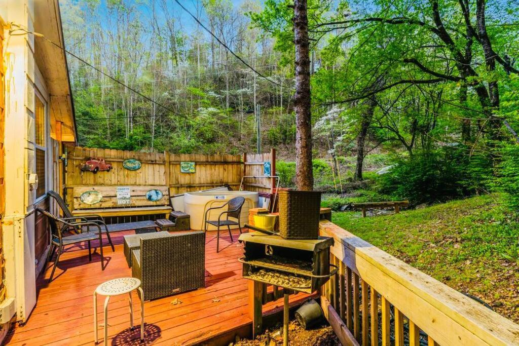 Villa Cozy Cub Mountain Escape Gatlinburg Esterno foto